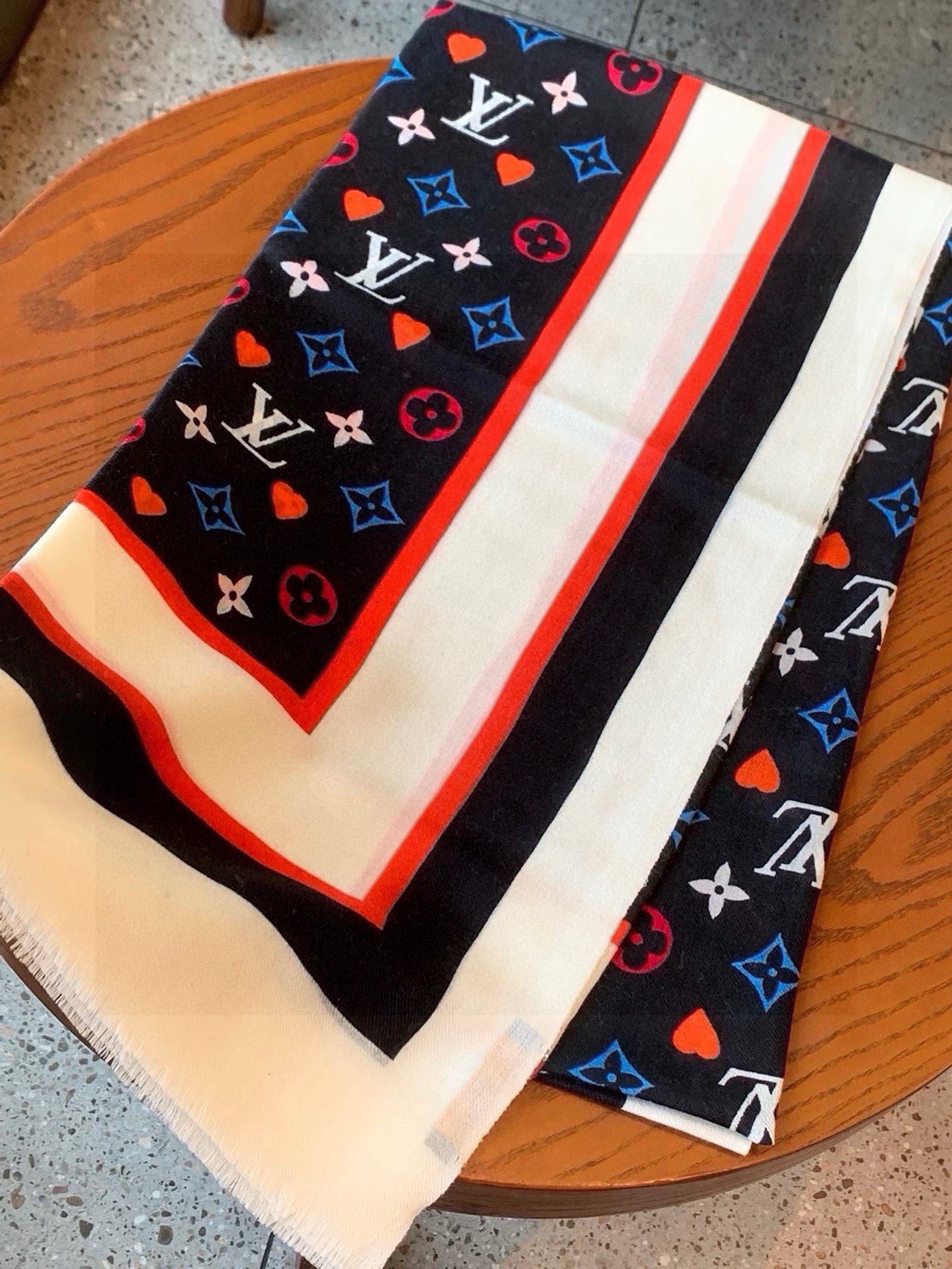 Louis Vuitton Scarf